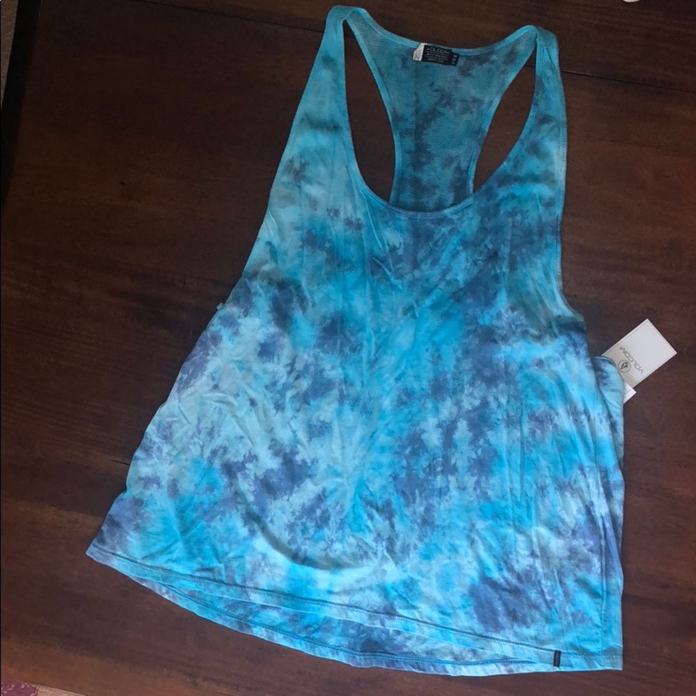 Trailhead tank from volcom